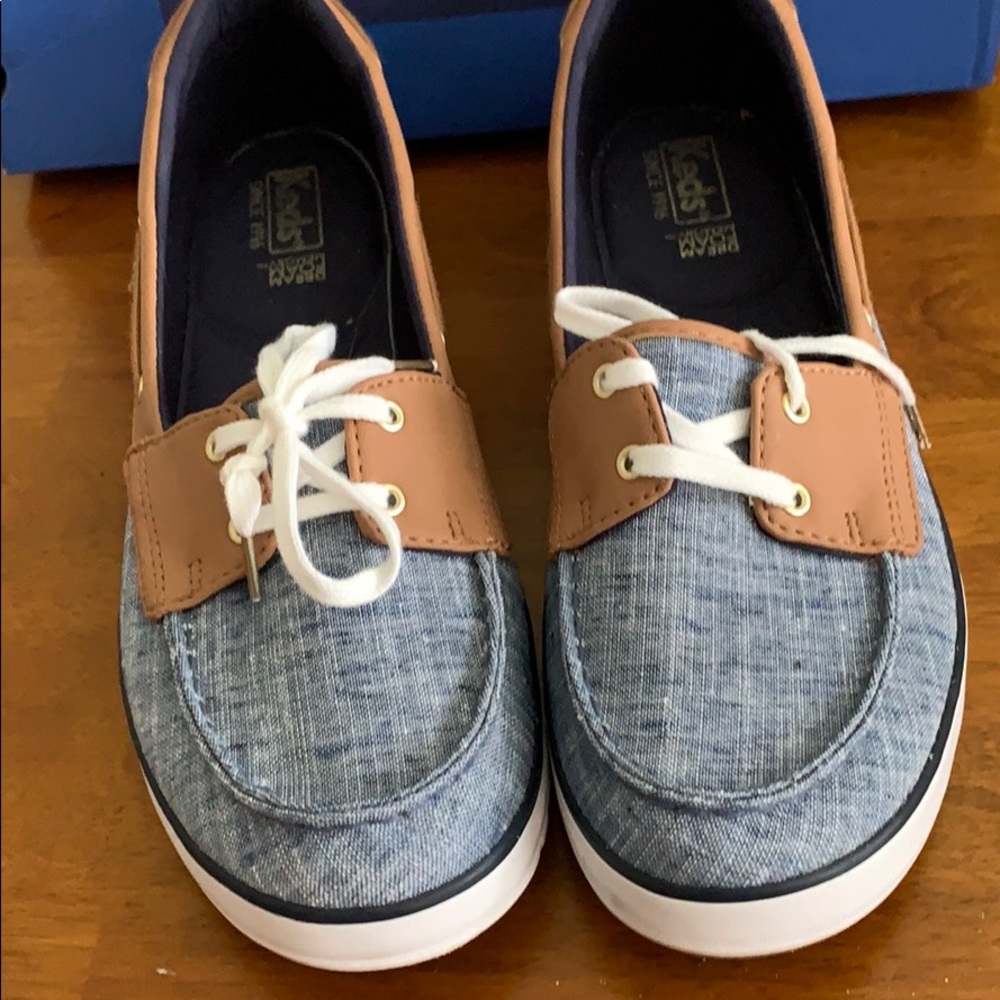 Keds boat shoes